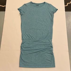 Patagonia T-Shirt Short Sleeve Blue Dress Size Medium